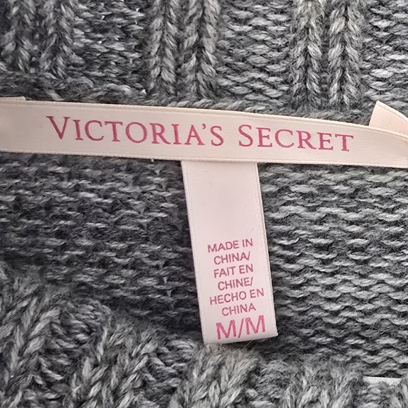 Victoria's Secret Gray Cowl Neck Sweater - Picture 4 of 4